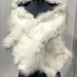 NWOT Jocelyn Fox Fur Wrap Scarf